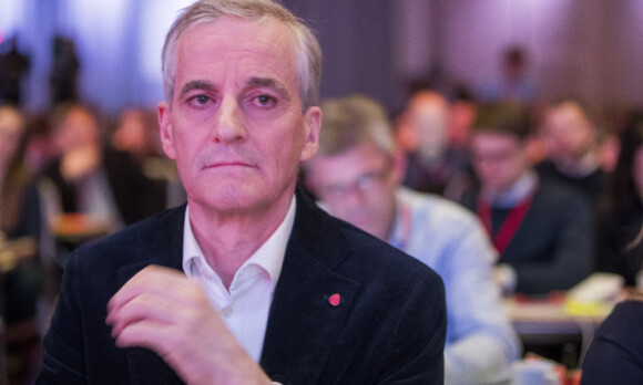 - Viser manglende lederskap